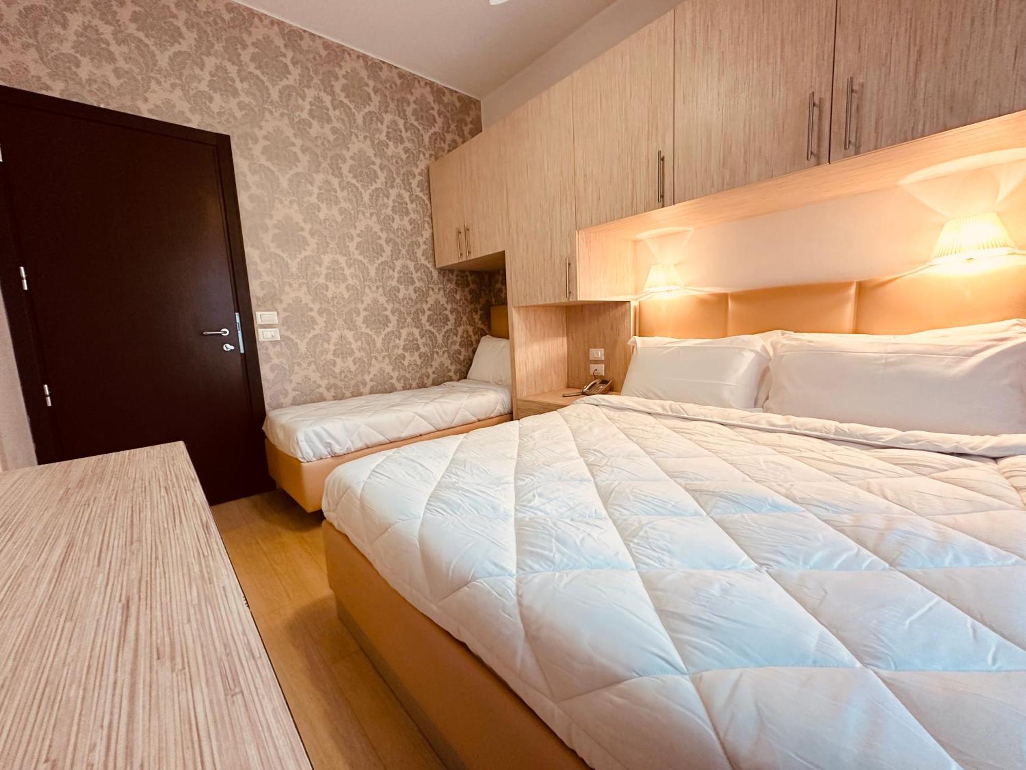 Hotel Miramare Cervia Camera foto