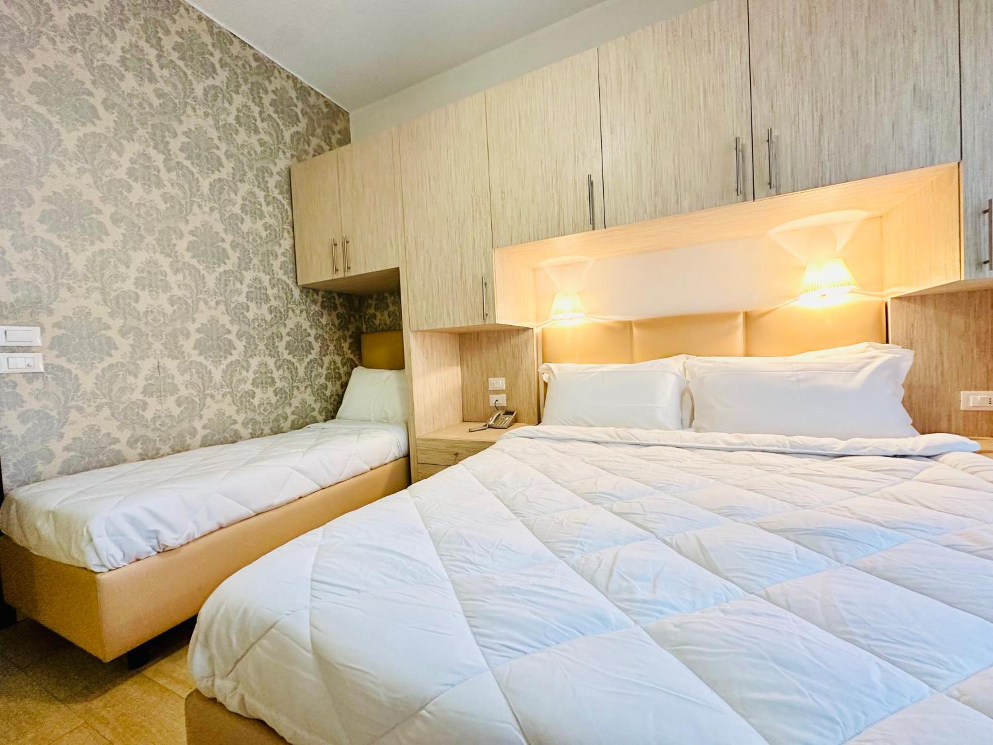Hotel Miramare Cervia Camera foto