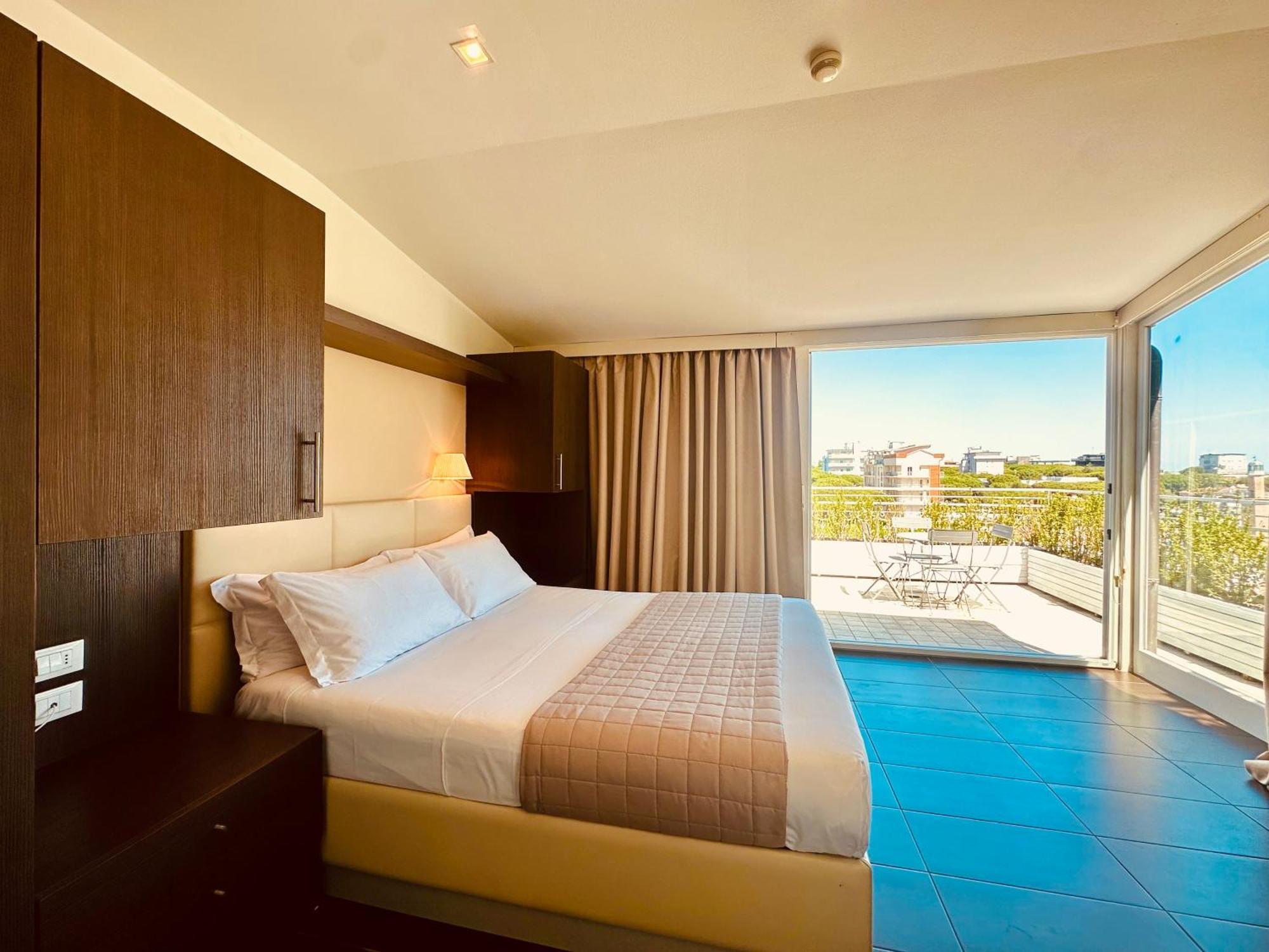 Hotel Miramare Cervia Esterno foto